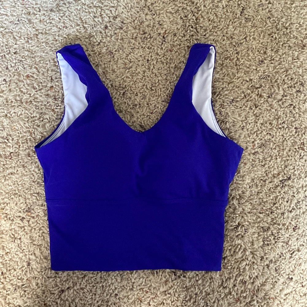 NVGTN essence bra. Pads included.